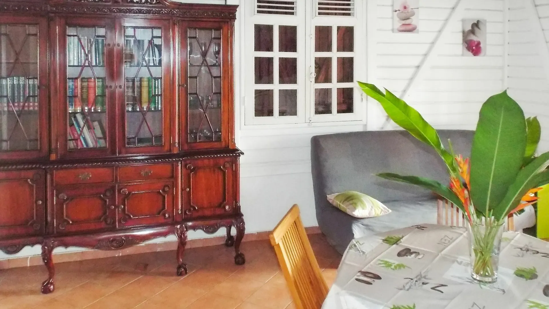 Villa With 2 Bedrooms In Pointe Noire, With Wonderful Sea View, Privat